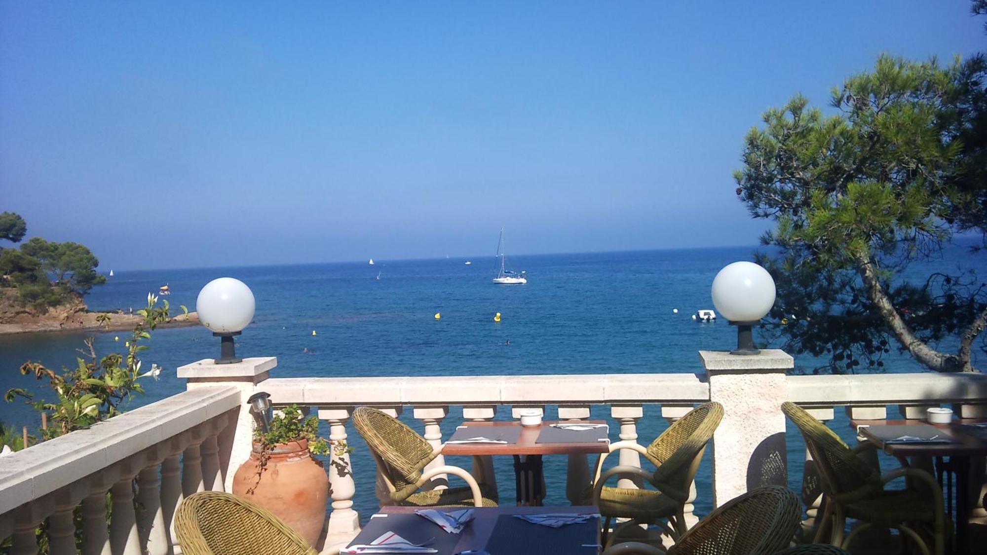 Hotel Grifeu Llança Екстериор снимка
